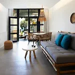 Oscar Beachfront - Adults Only