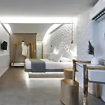 Oscar Beachfront - Adults Only Hotel Perivolos (Santorini)