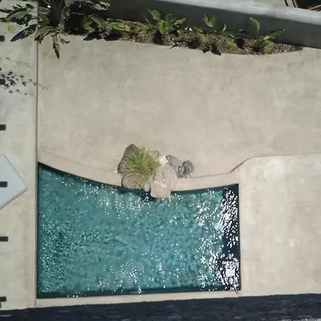 Oscar Beachfront - Adults Only Hotel *