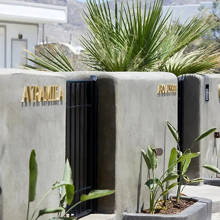 Oscar Beachfront - Adults Only