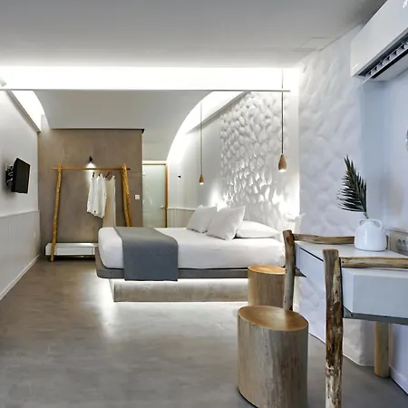 Oscar Beachfront - Adults Only Hotell Perivolos (Santorini)