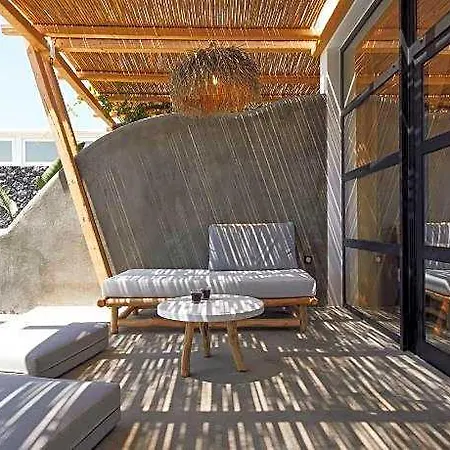 فندق Oscar Beachfront - Adults Only بيريفولّوس