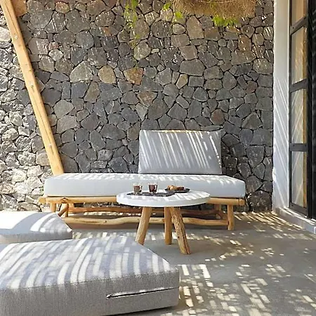 Oscar Beachfront - Adults Only 5*