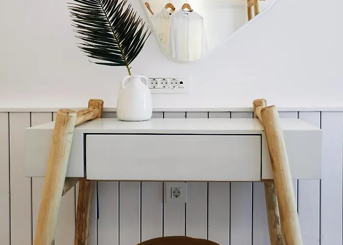 Ξενοδοχείο Oscar Beachfront - Adults Only Περίβολος