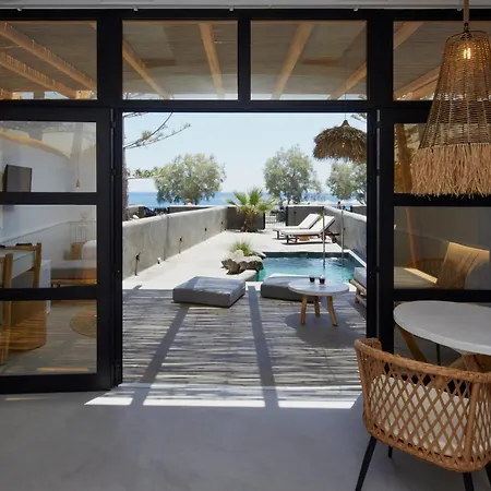 Oscar Beachfront - Adults Only * Perivolos