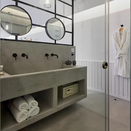 Oscar Beachfront - Adults Only * Playa de Perivolos