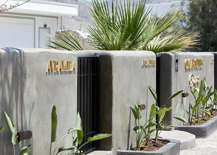 Oscar Beachfront - Adults Only