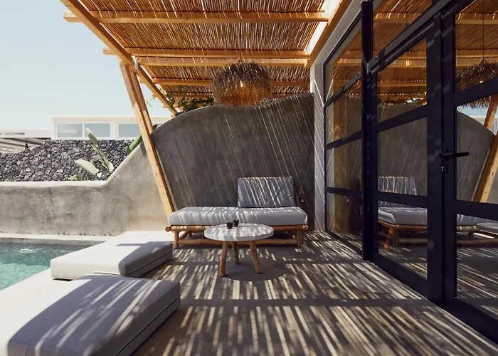 Oscar Beachfront - Adults Only بيريفولّوس