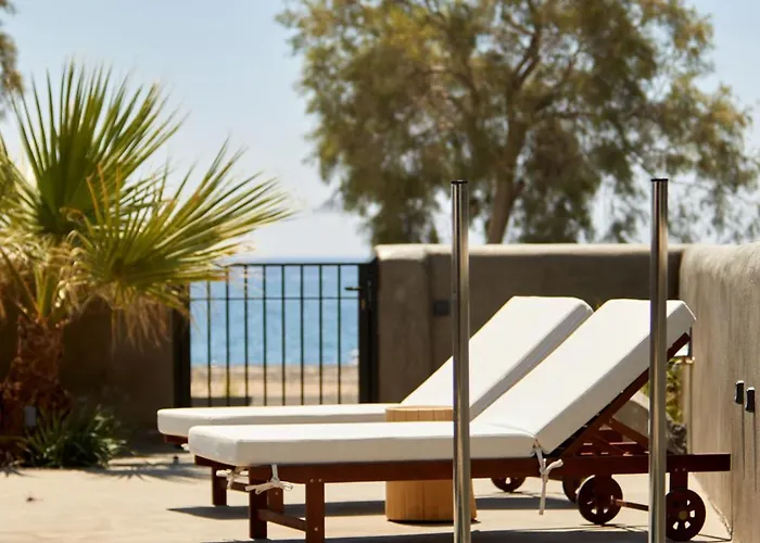 فندق Oscar Beachfront - Adults Only