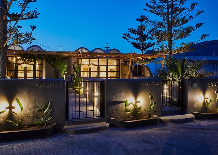 فندق Oscar Beachfront - Adults Only بيريفولّوس